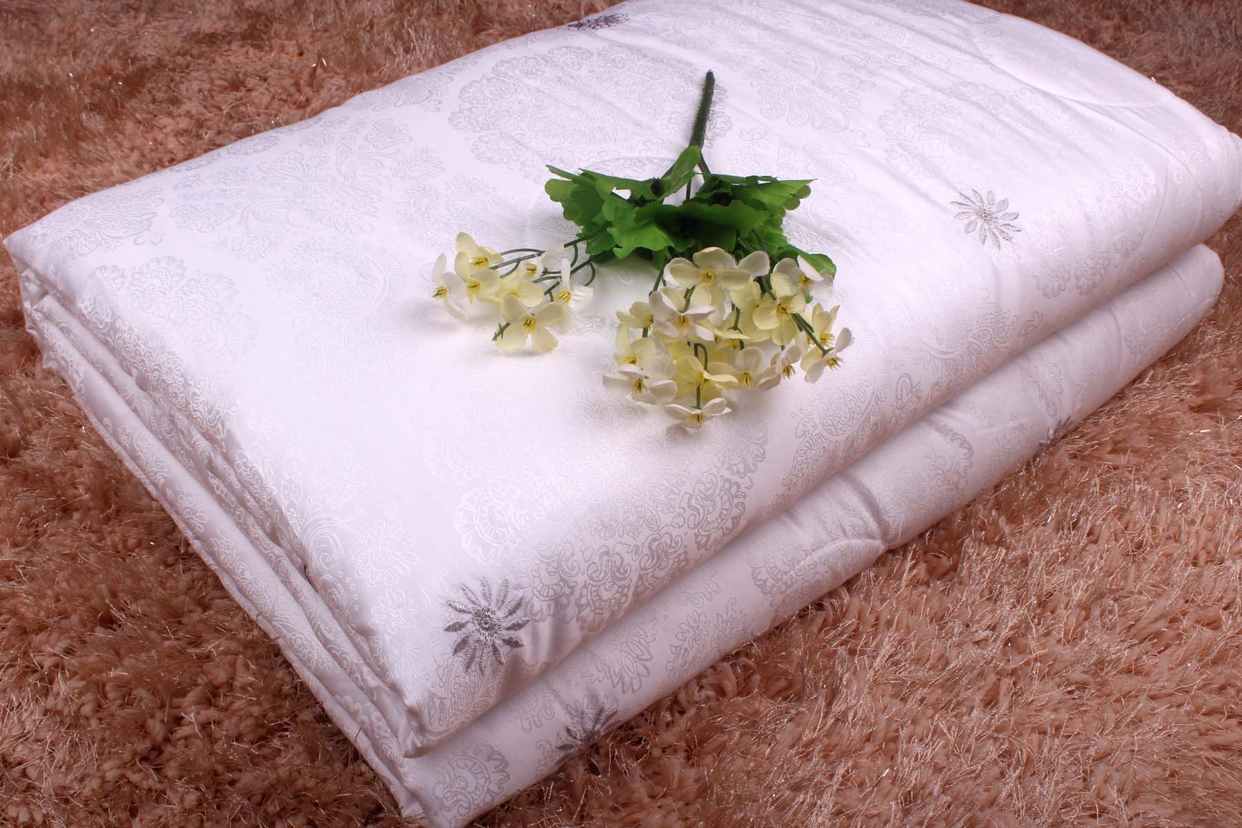 高档天丝夏凉被 科技与自然的睡眠艺术